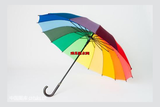 当超疏水技术遇上雨伞,永远不湿的雨伞诞生了.